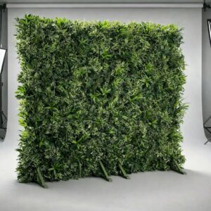 grön mixad med crem växter och fristående växtvägg från webflower