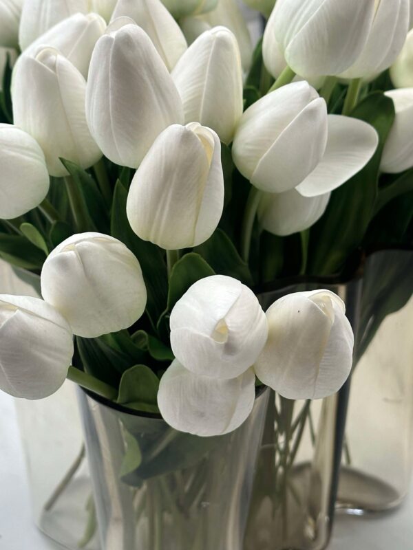 Tulpan | Konstgjord snittblomma Vit smal toppig 40 cm - Bild 7