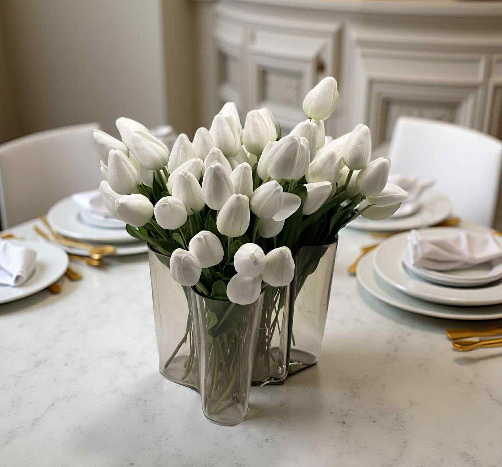 Tulpan | Konstgjord snittblomma Vit smal toppig 40 cm