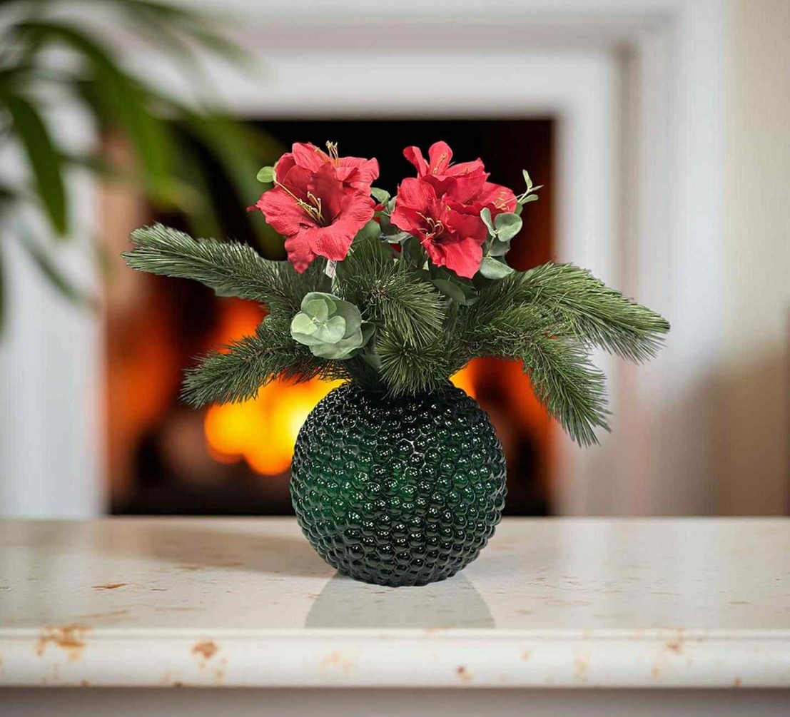 Konstgjord Röd amaryllis 60 cm i vacker grön vas Dagg från svenska tenn