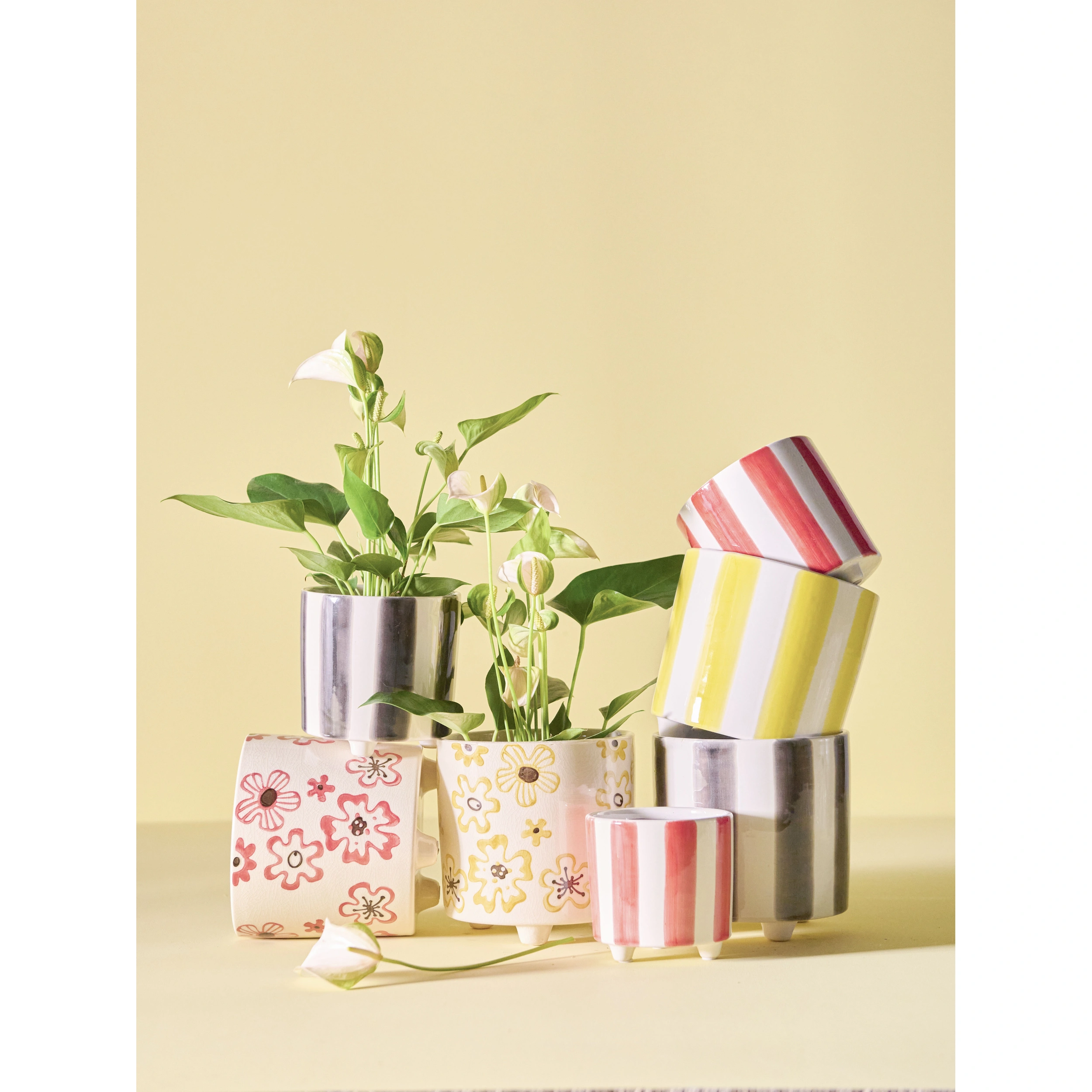 Kruka | ROSA S -Gul -Vit 12x11 cm