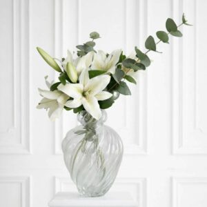 Konstgjortd bukett med vita liljor 50 cm